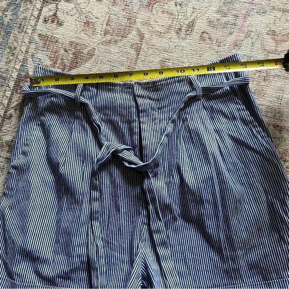 Striped Trouser Shorts Medium High Rise Tie Waist Romeo Juliet Coquette Preppy - Picture 13 of 16